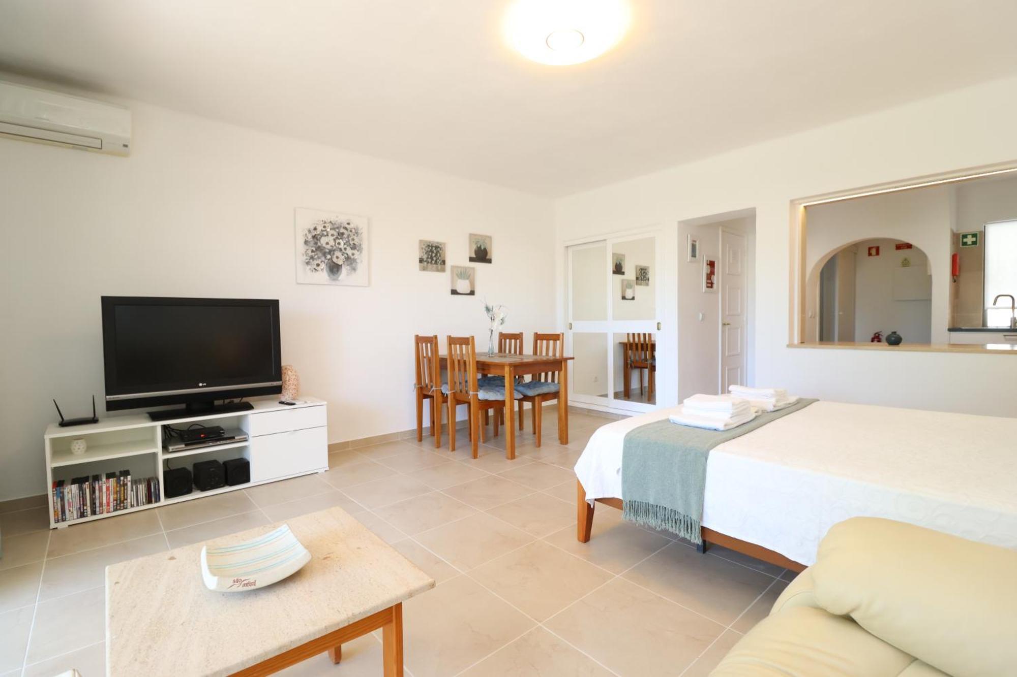 Camelia 52 Beach Studio Apartment - Sao Rafael, Albufeira Luaran gambar